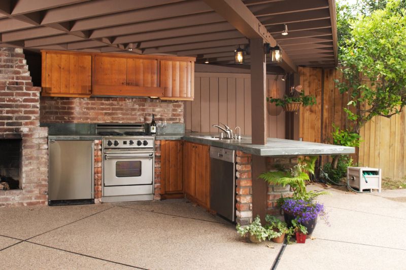 Outdoor Kitchen Construction in Conroe, TX